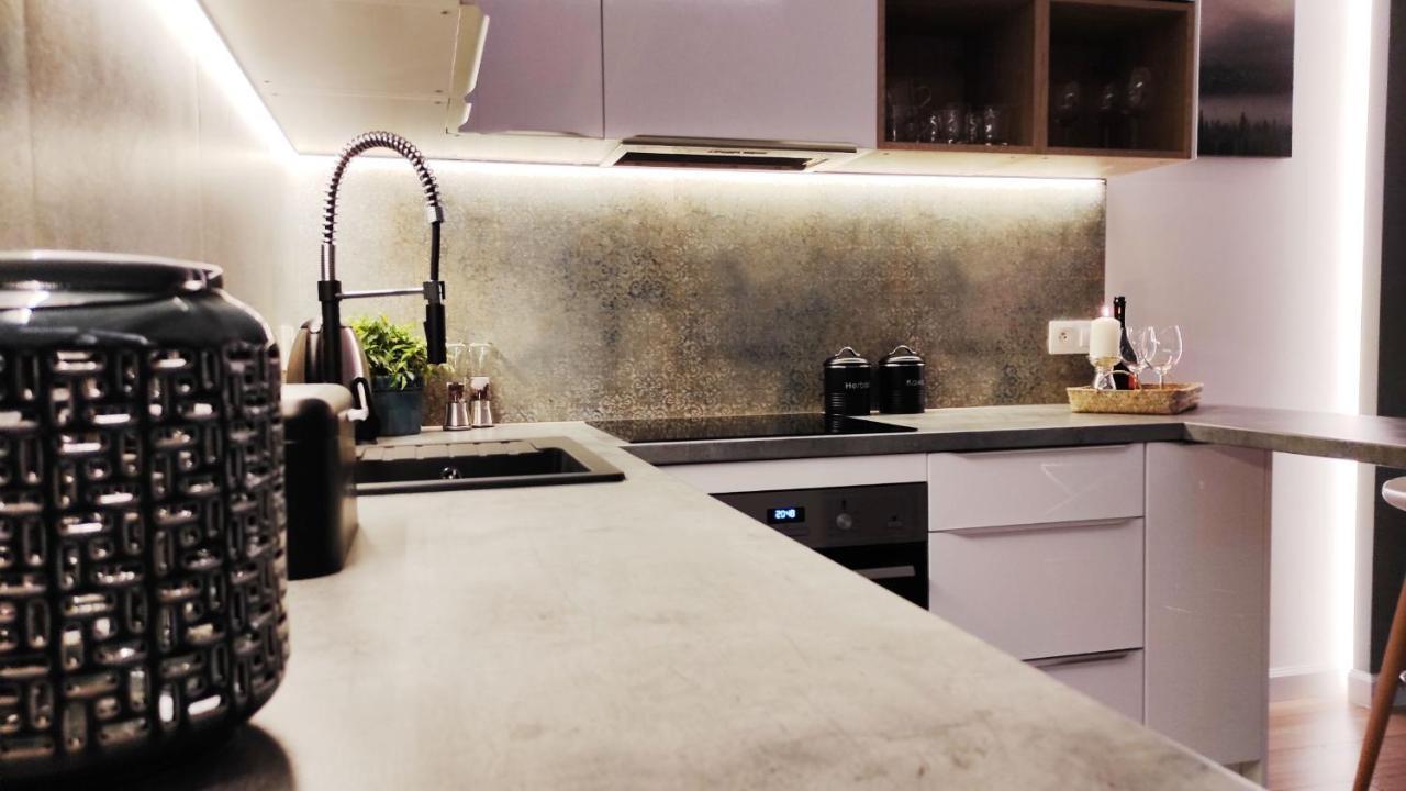 Sielska Apartament Zurawi Nad Jeziorem Ukiel Apartment Opolznevoye Bagian luar foto
