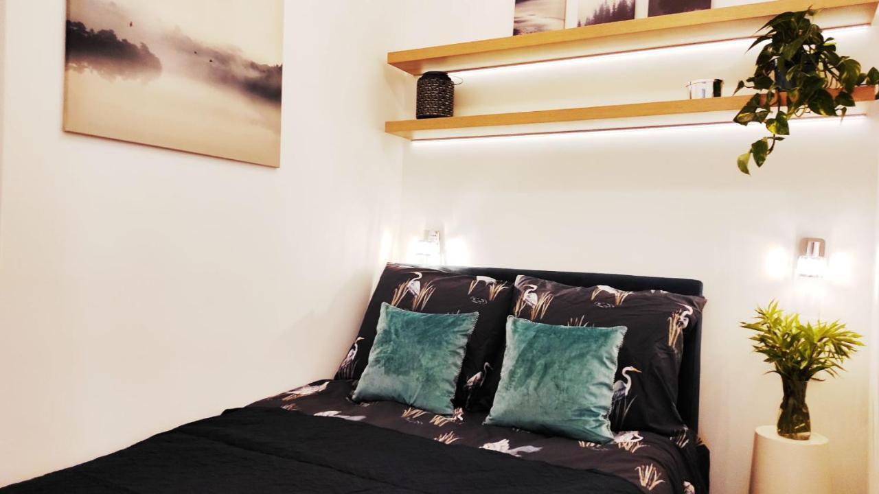 Sielska Apartament Zurawi Nad Jeziorem Ukiel Apartment Opolznevoye Bagian luar foto